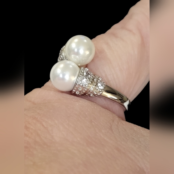 Sterling Silver Pearl Cubic Zirconia Ring Womens Jewelry - Picture 5 of 8